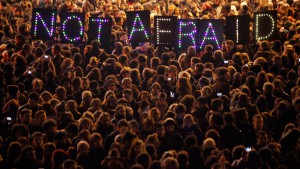 635562373899562792-AP-APTOPIX-France-Newspaper-Attack